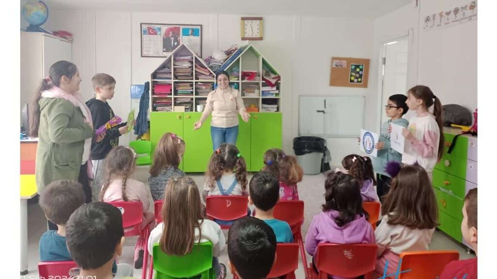 Primary school Textile Employers Union Halit Narin Primary School, Ferizli, photo