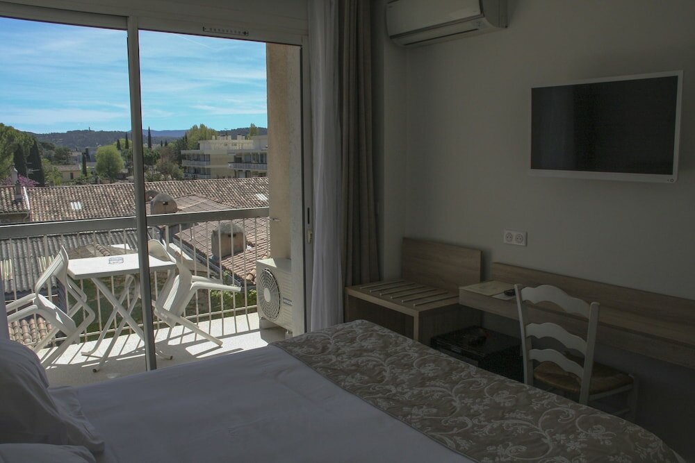 Фото Hotel Le Concorde