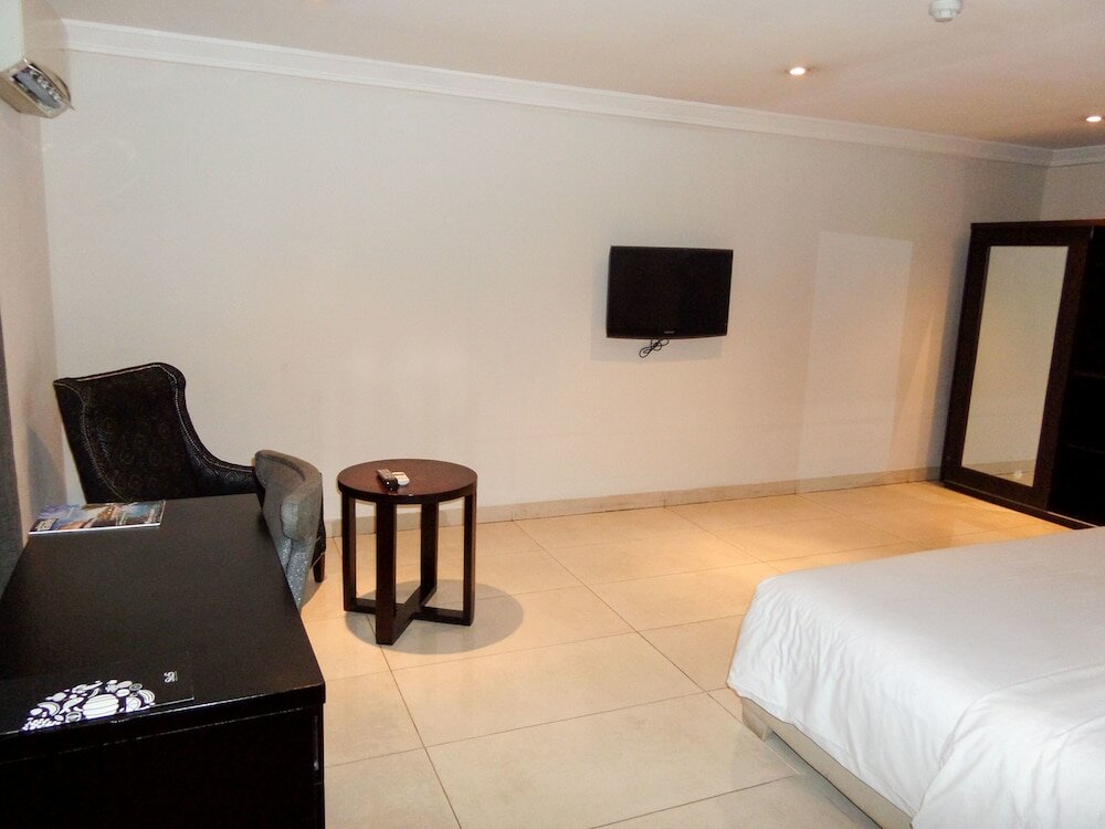 Фото S&s Hotels and Suites