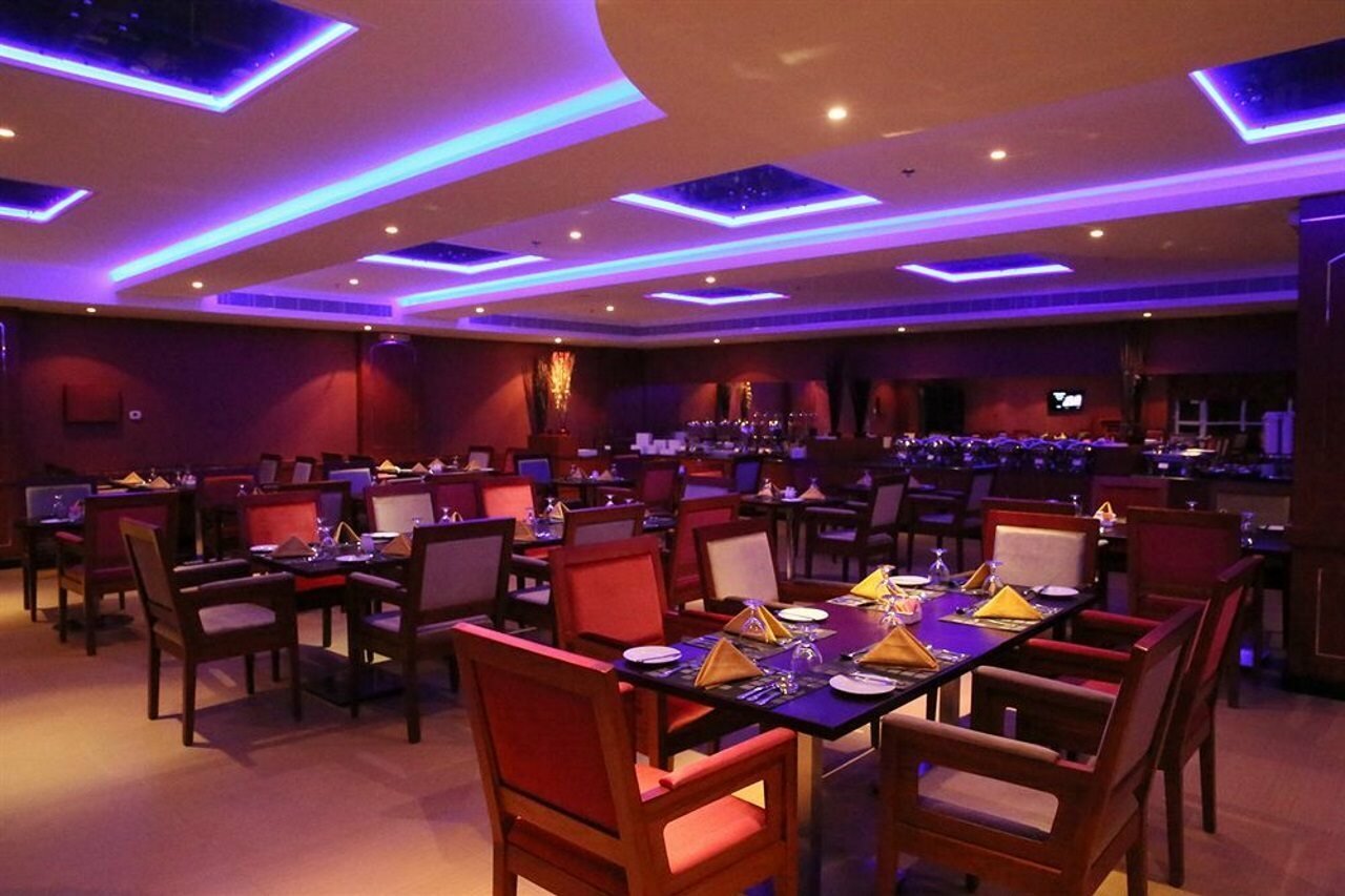 Фото Royal Phoenicia Hotel