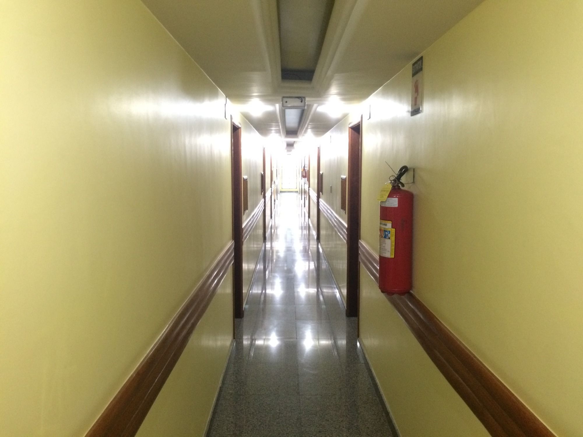 Фото Hotel Saville