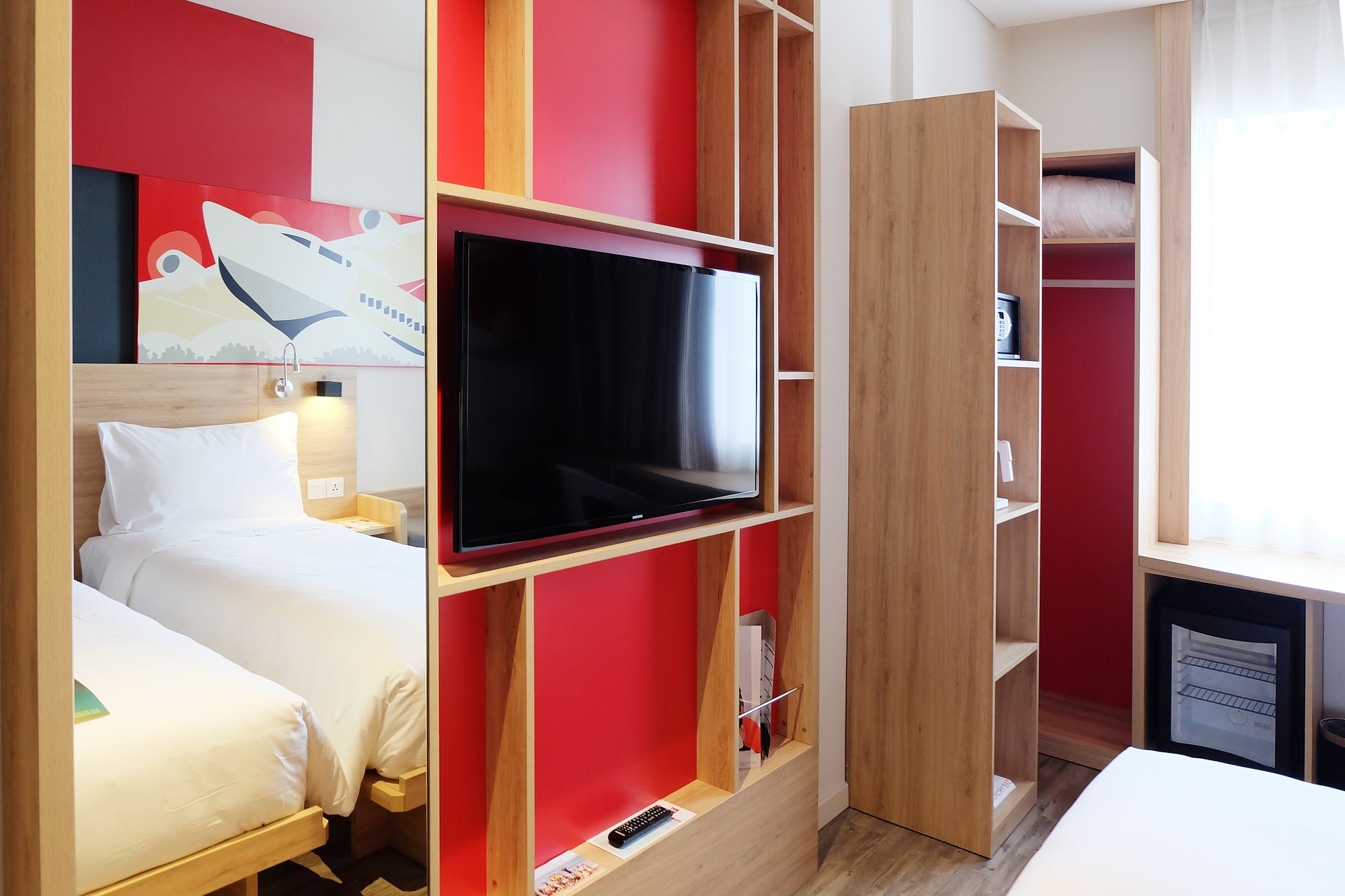 Фото Ibis Saigon Airport