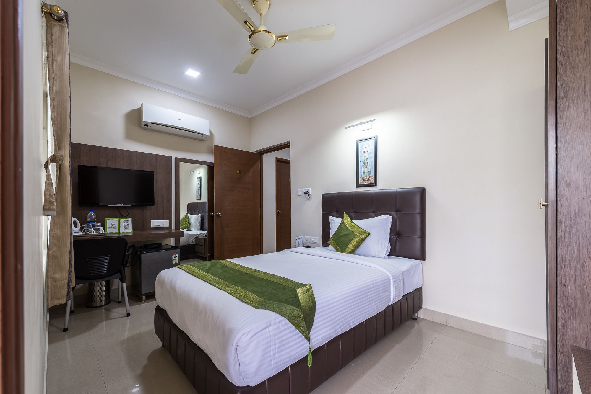 Фото Mount Kailash Suites