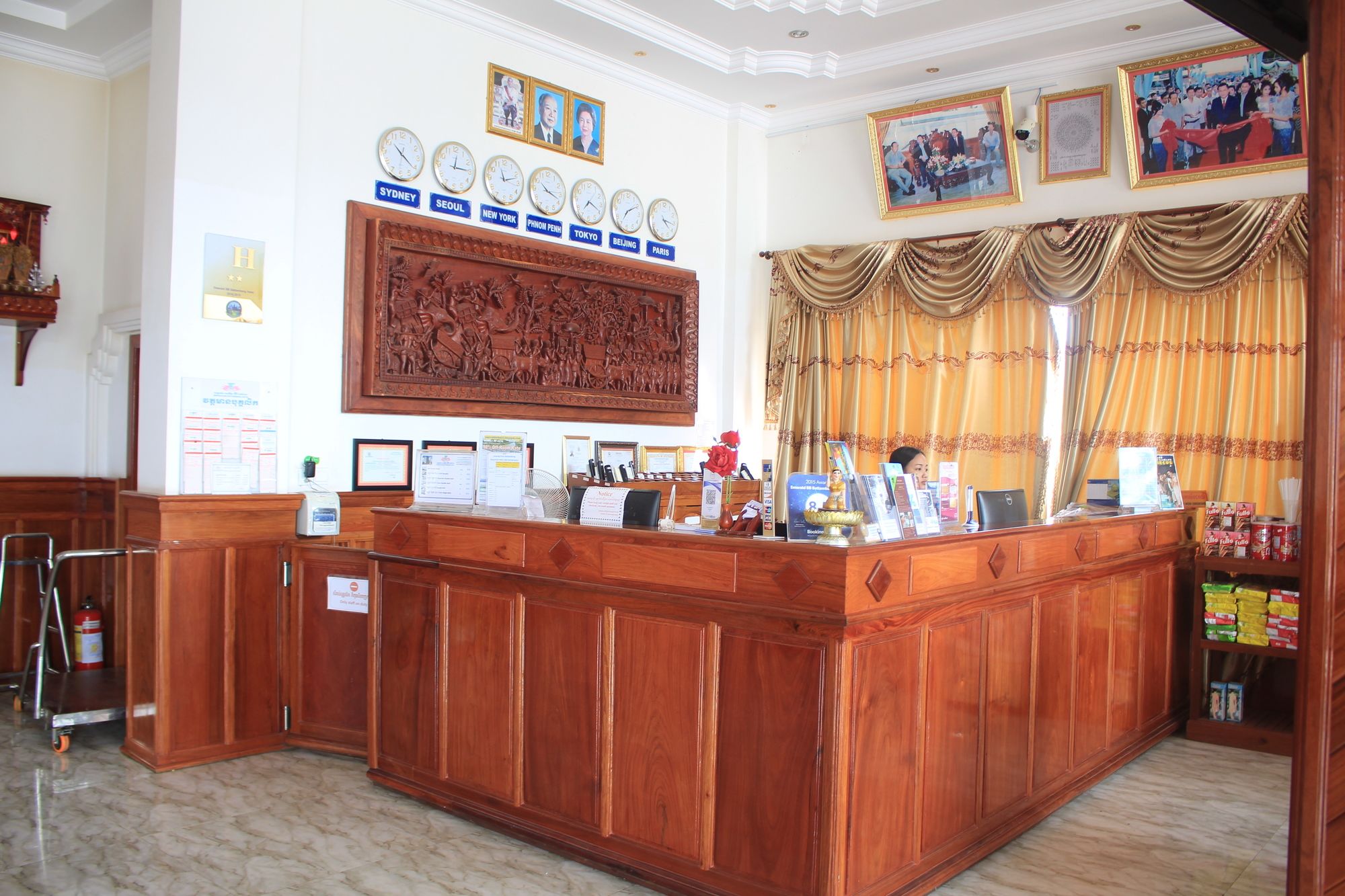 Фото Emerald Bb Battambang Hotel