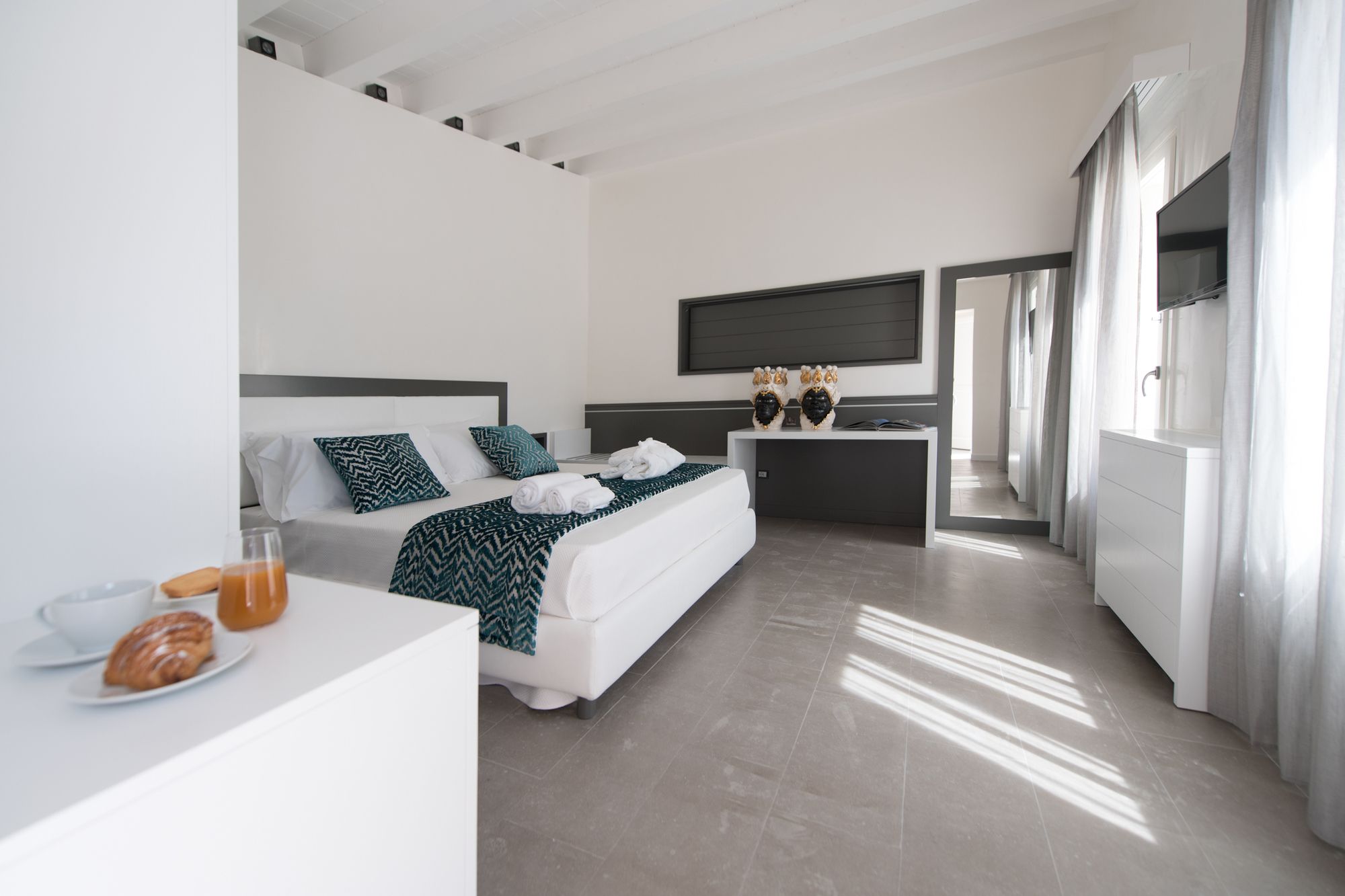 Фото Caportigia Boutique Hotel