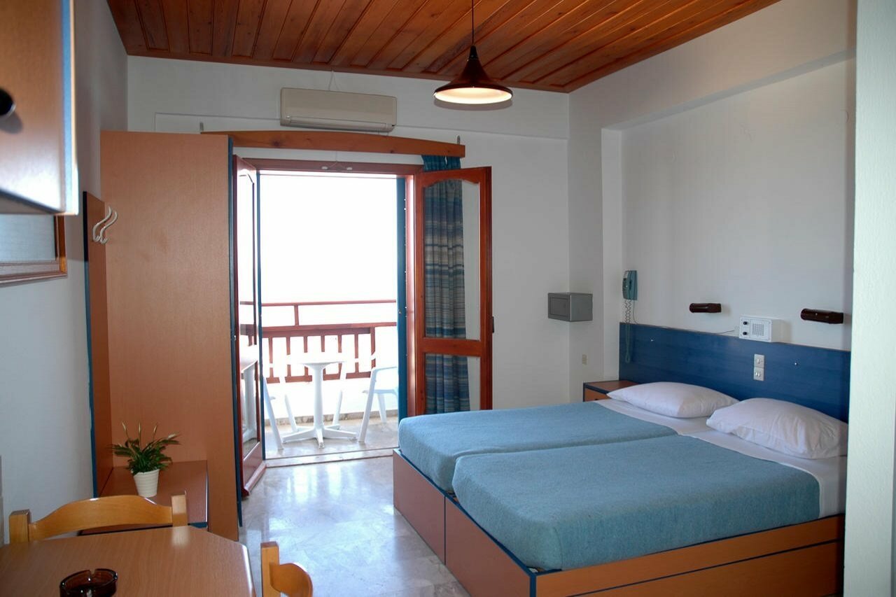 Фото Vlachakis Hotel