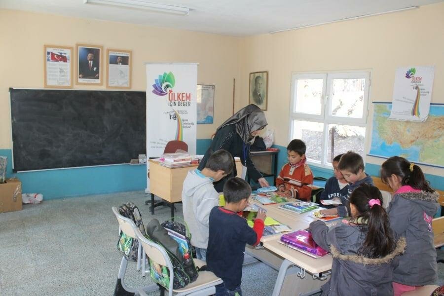 Primary school Yetimli Primary School, Aladag, photo