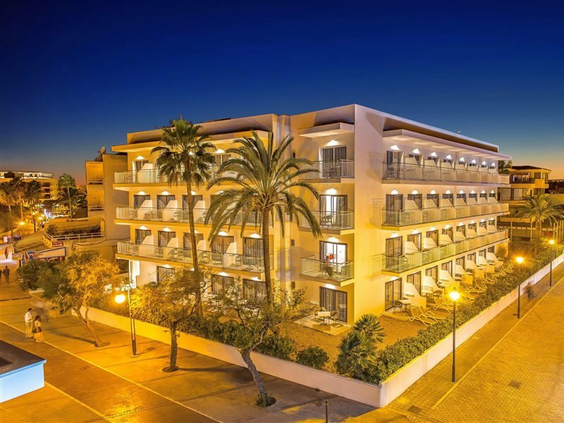 Фото отеля 1