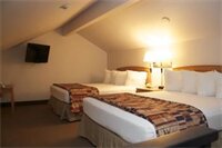 Фото RiverTree Inn & Suites