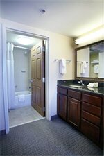 Фото Staybridge Suites Indianapolis Downtown - Convention Center, an Ihg Hotel