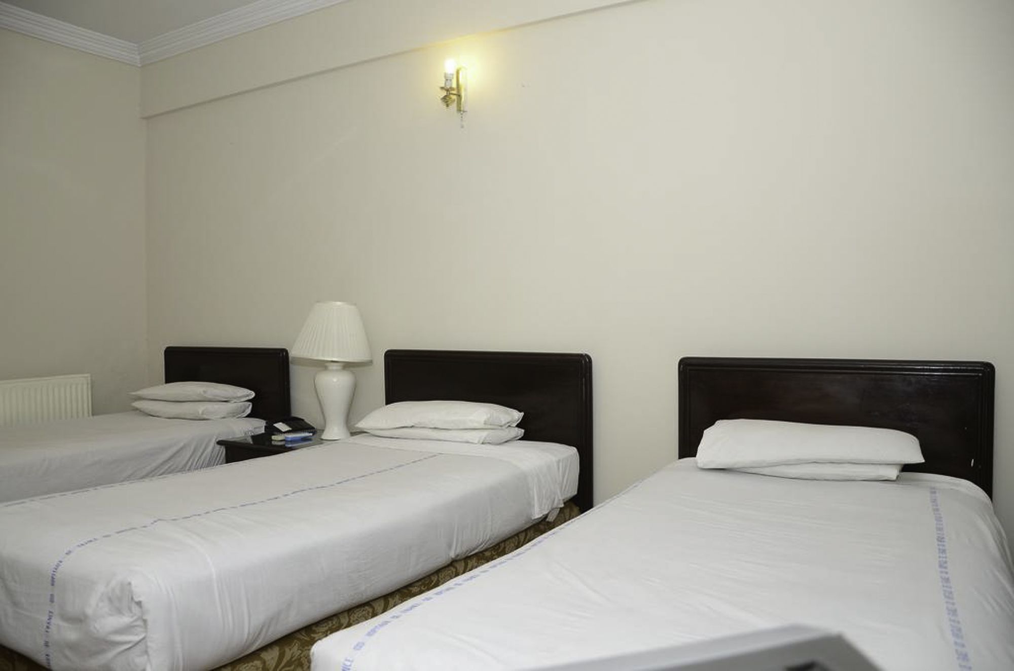 Фото Carlton Tower Hotel Lahore