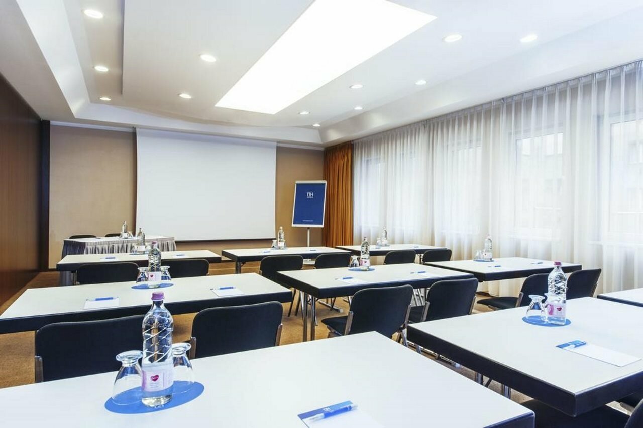 Фото Nh Budapest City