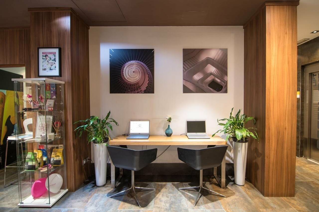 Фото Petit Palace Tres Cruces