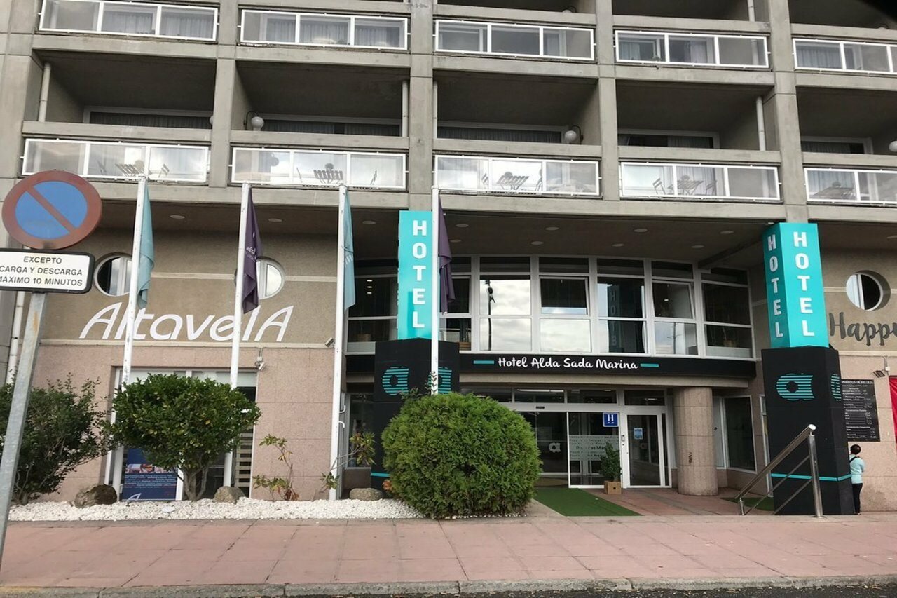 Фото отеля 1