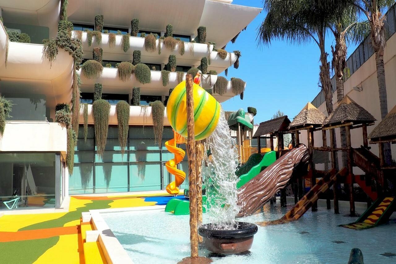 Фото Hotel Deloix Aqua Center