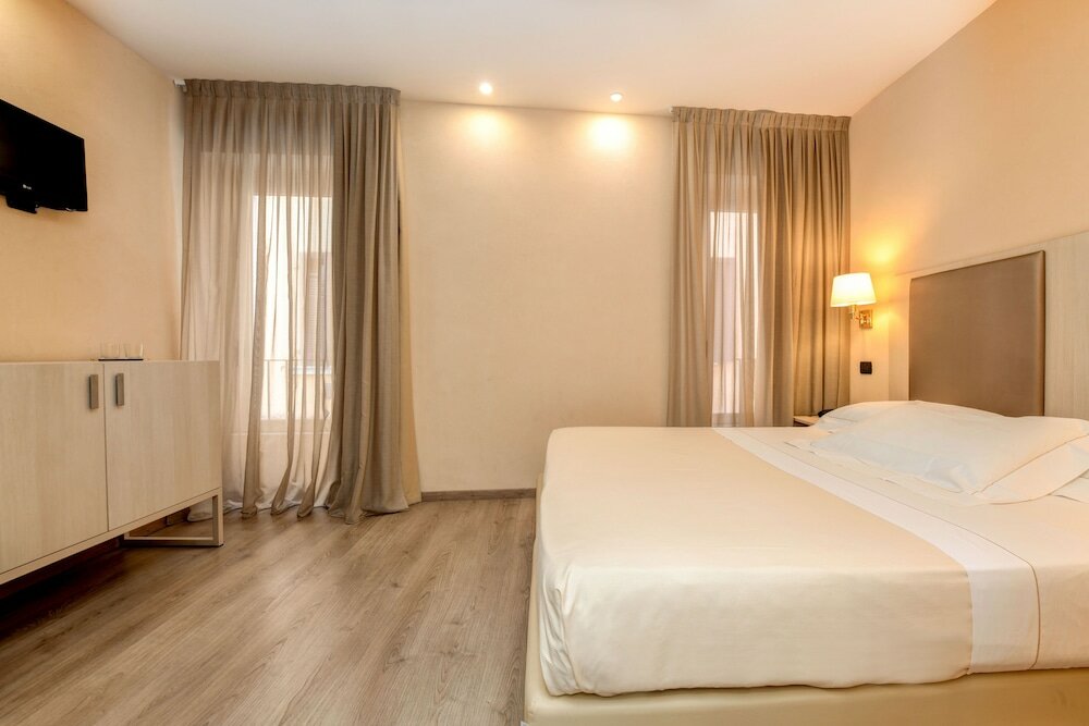 Фото Hotel Tripoli