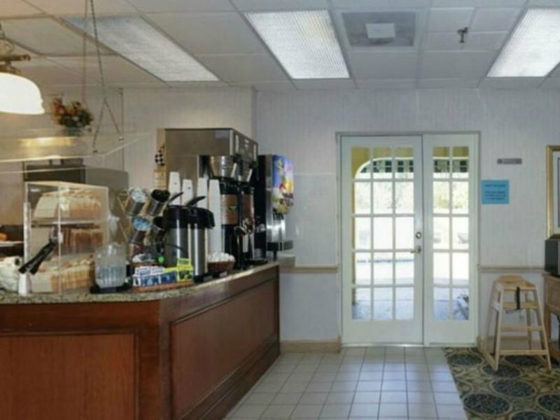 Фото Wyndham Garden Jacksonville