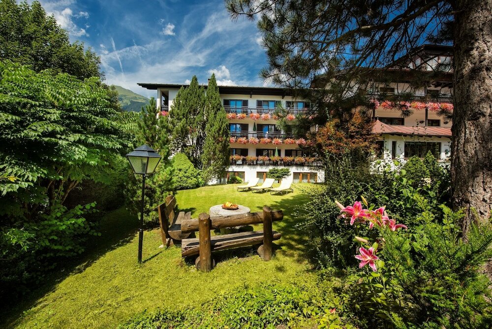 Фото Johannesbad Hotel St. Georg