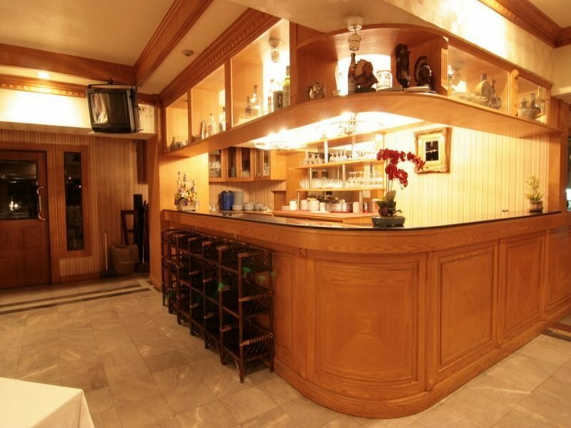 Фото Rest at Ratchada Hotel