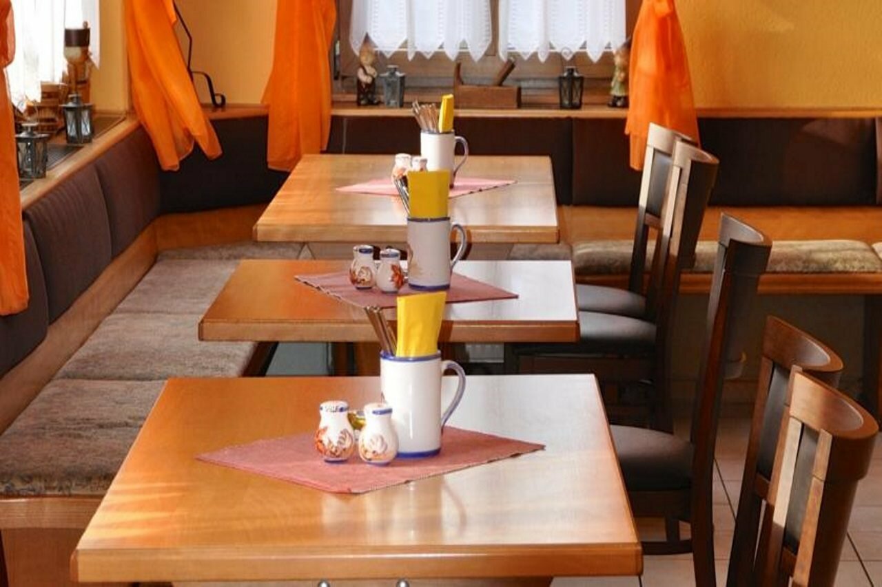 Фото Hotel Perlach Allee by Blattl