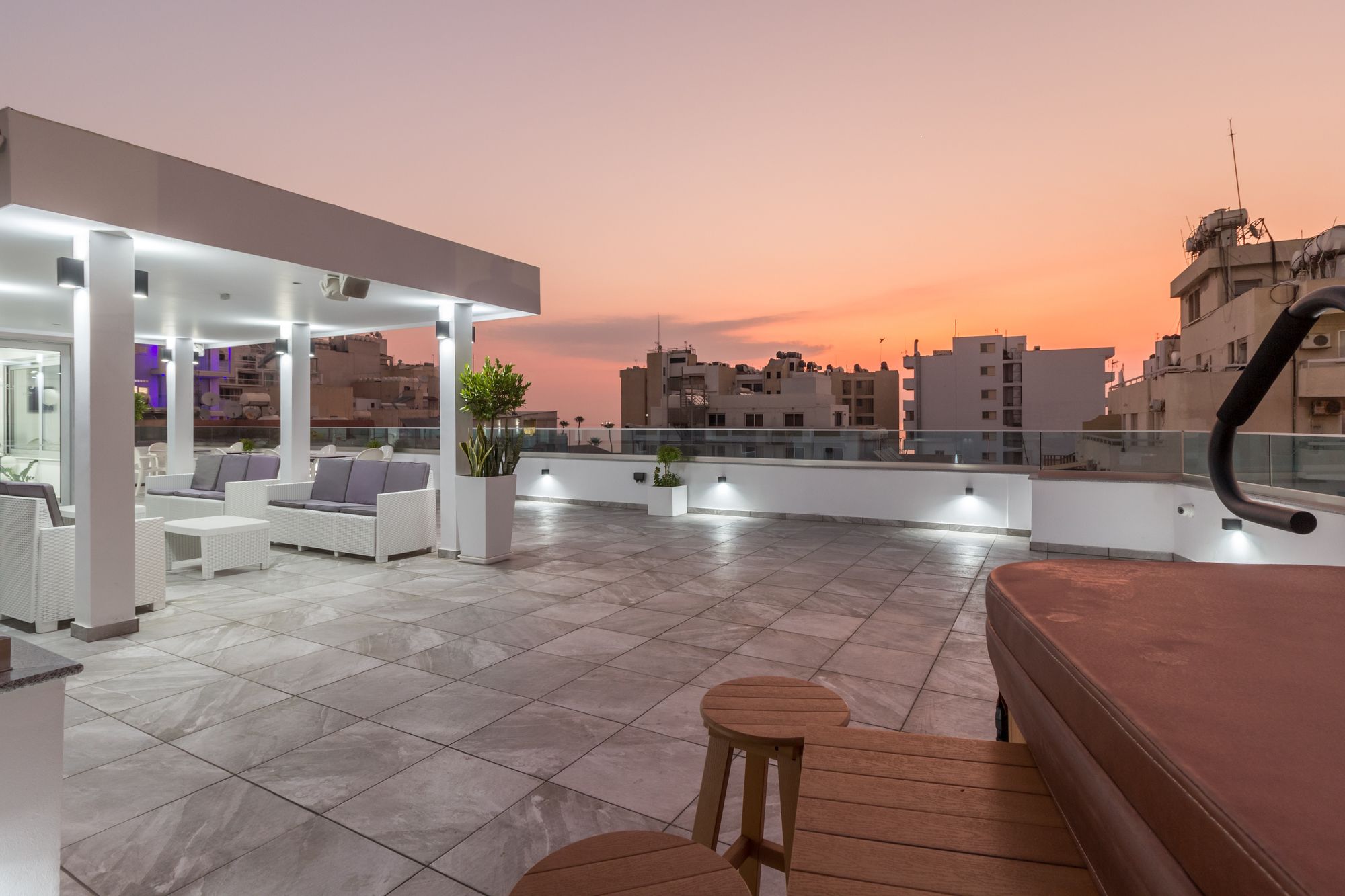 Фото Art & Wine Studios and Apts