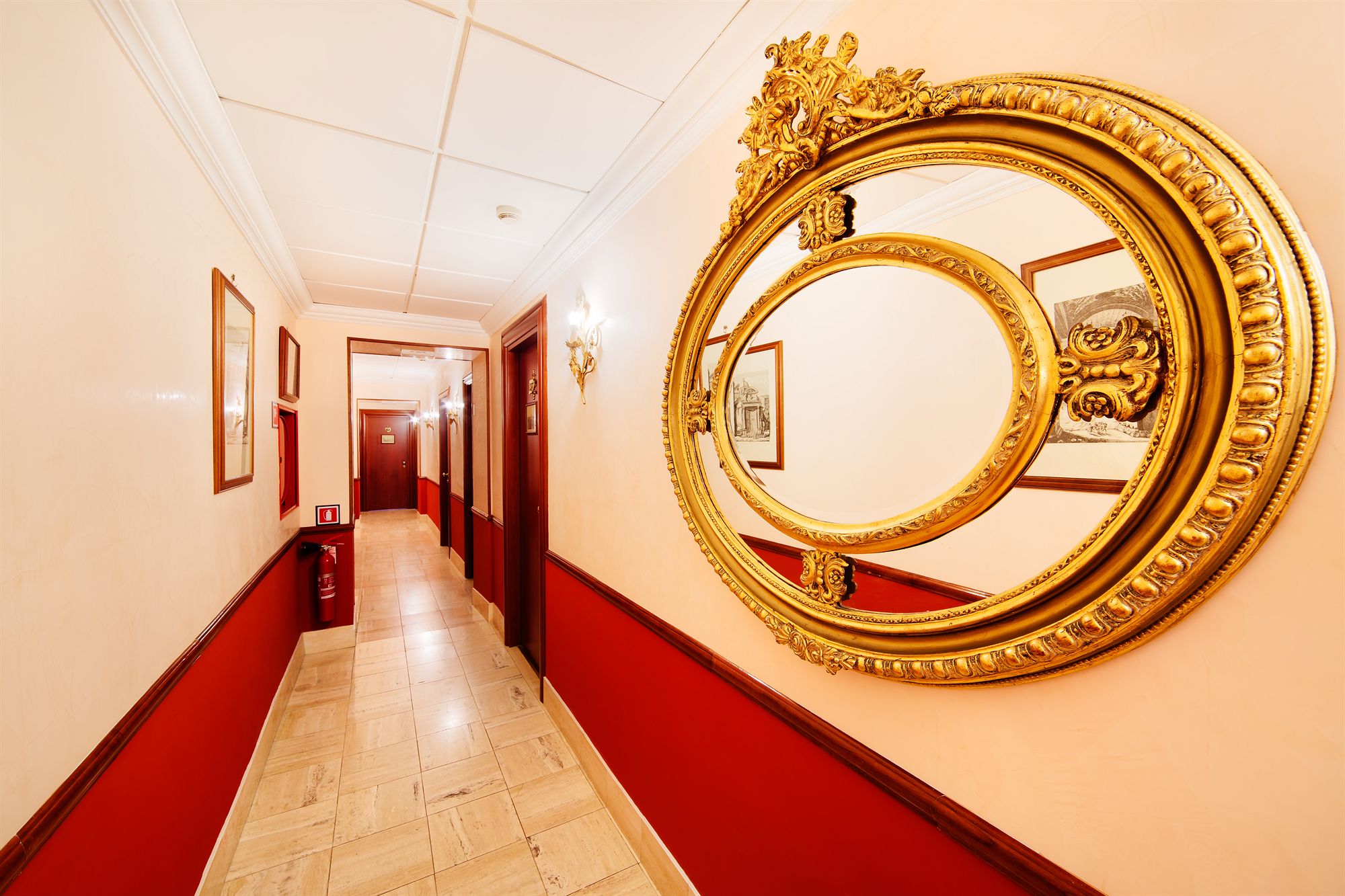 Фото Hotel Scalinata di Spagna