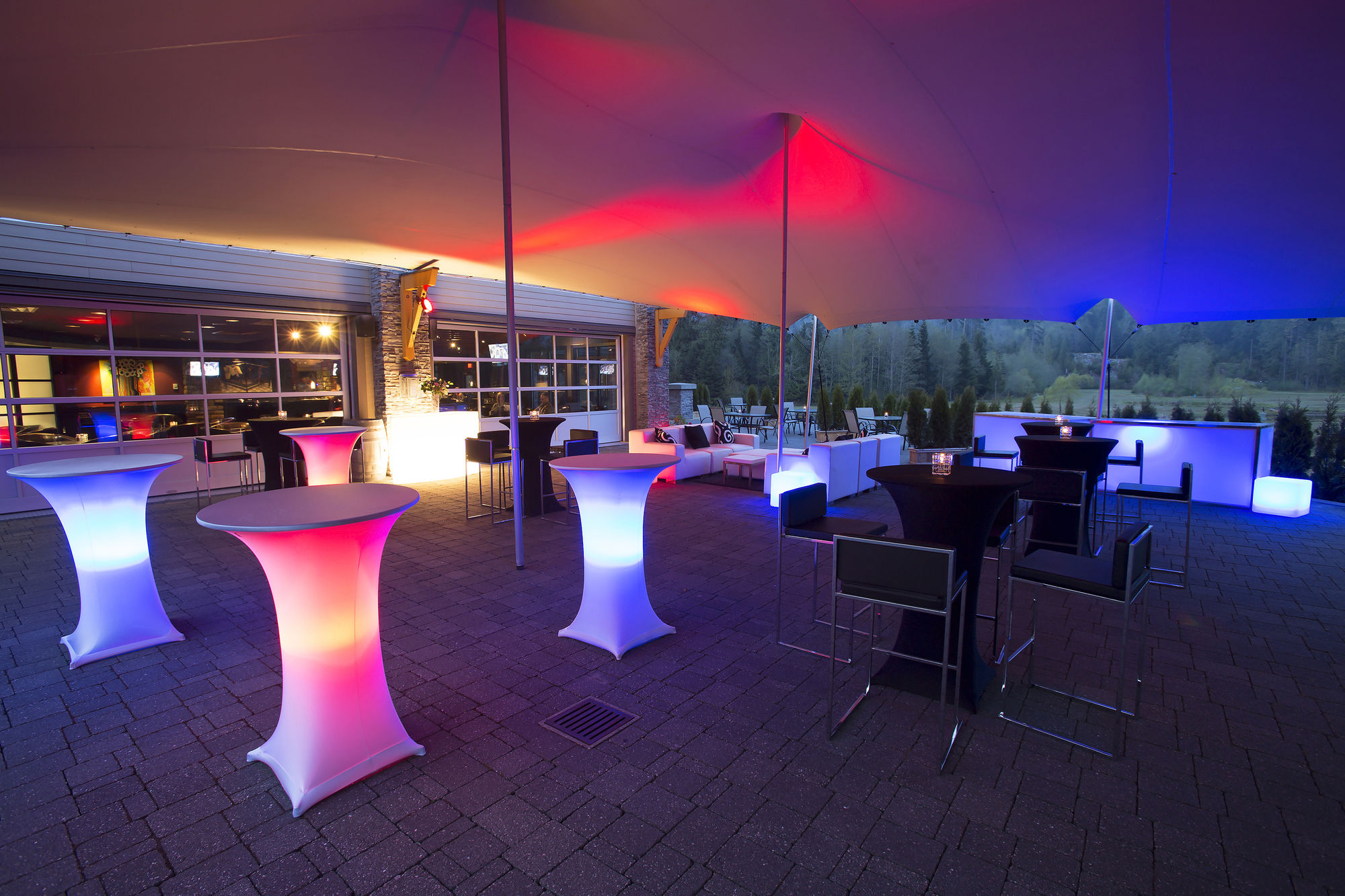 Фото Executive Suites Hotel & Resort, Squamish