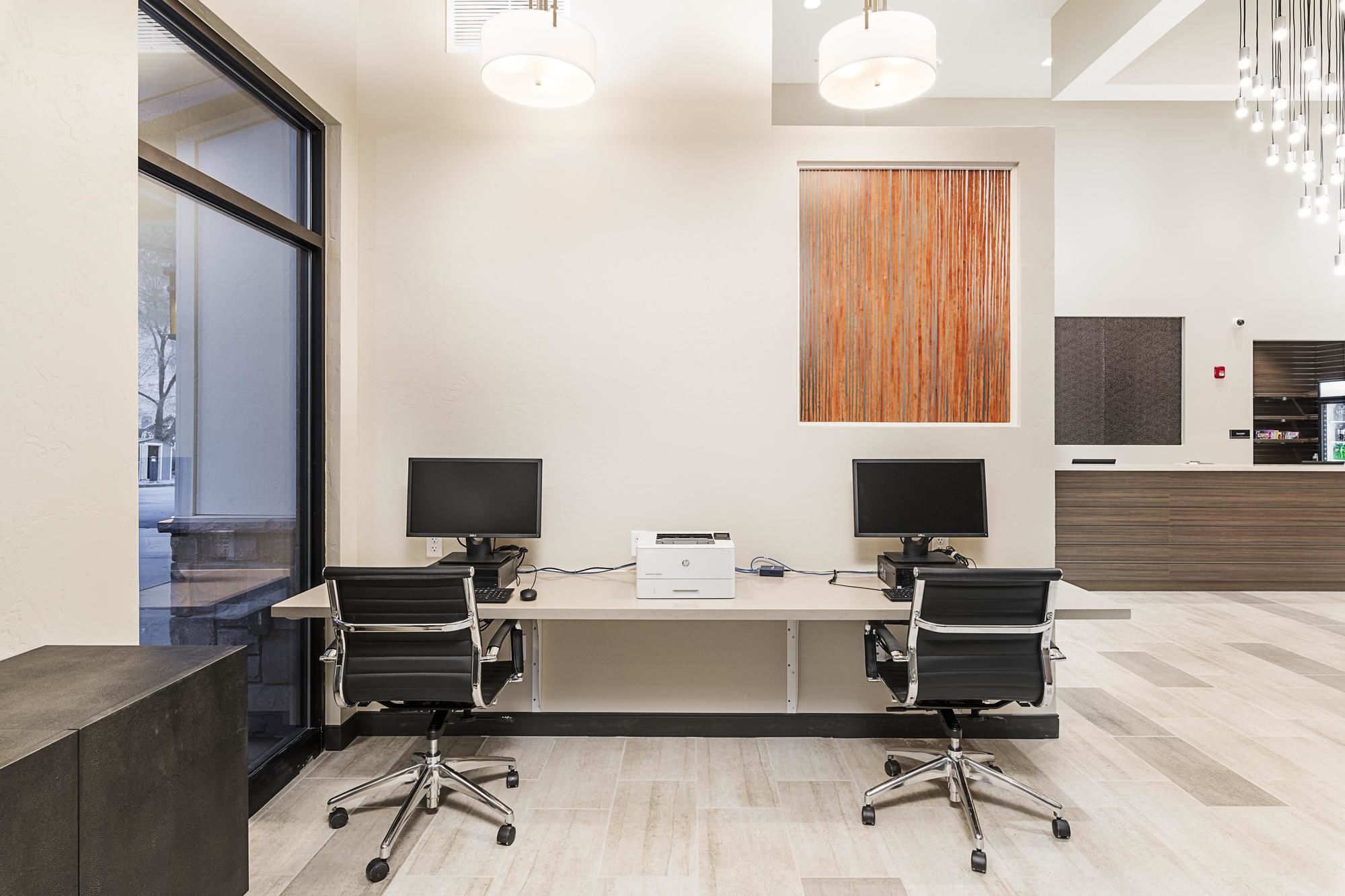 Фото Best Western Plus Zion Canyon Inn & Suites