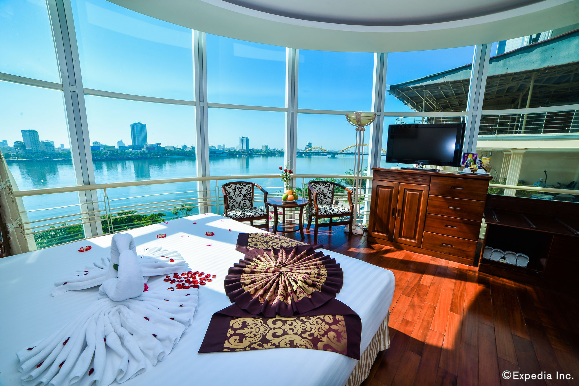 Фото Sun River Hotel