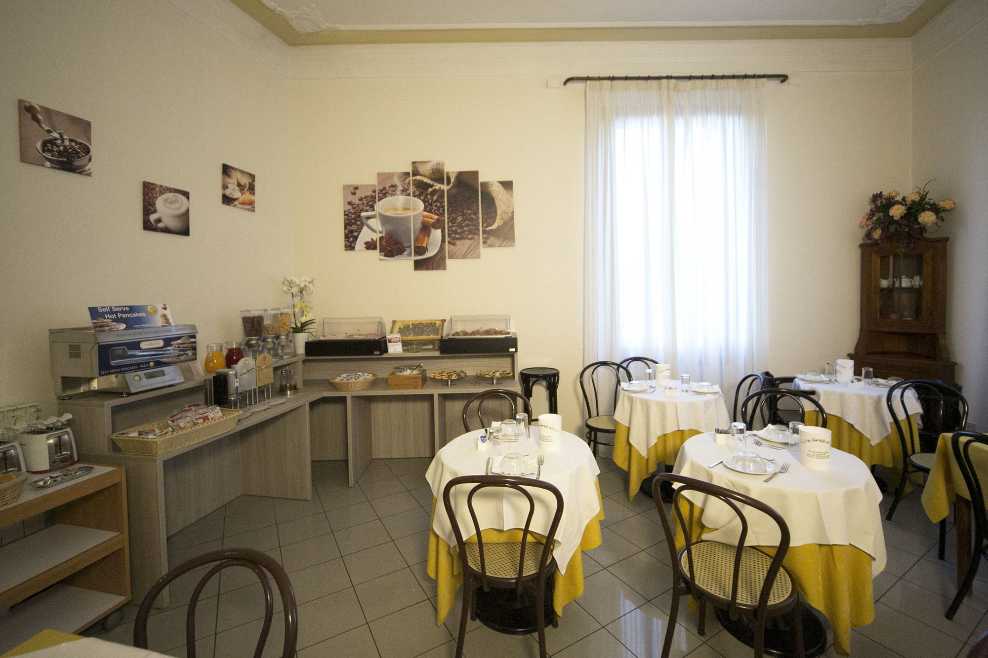 Фото Lilium Hotel