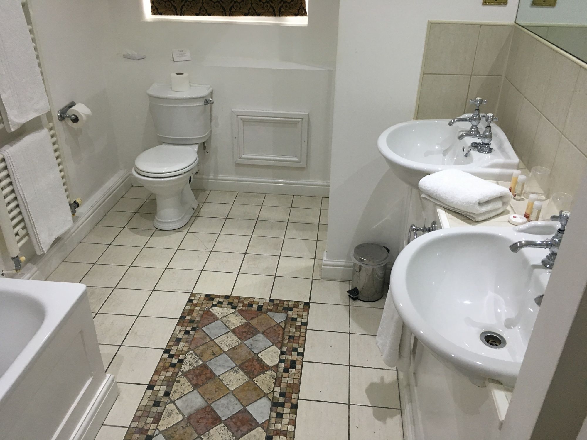 Фото Risley Hall Hotel