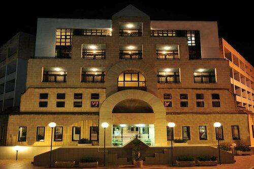 Внешний вид отеля The St. George’s Park Hotel в Сане Джулиансе, фото 1