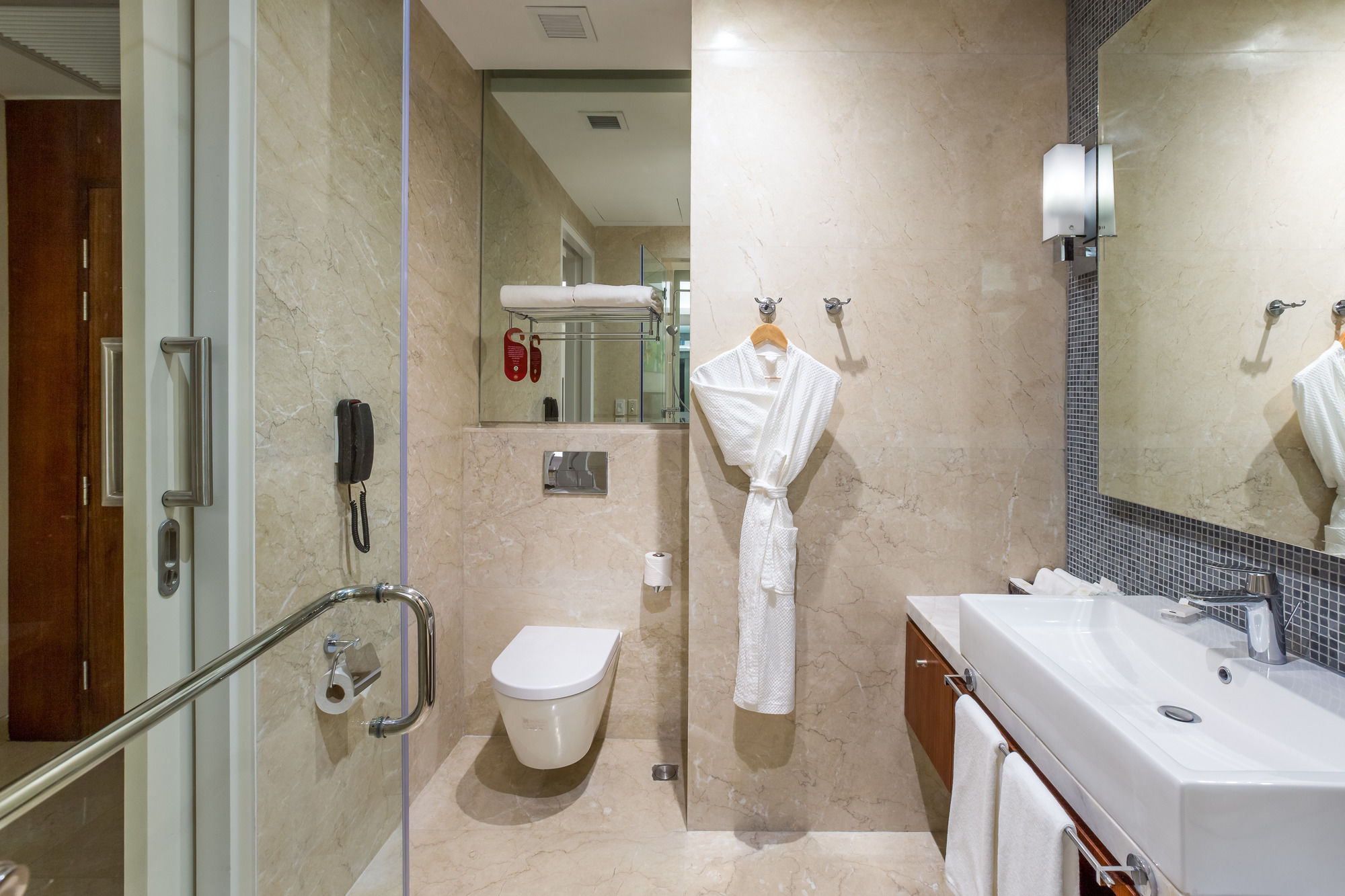 Фото Отель Richmonde Hotel Iloilo