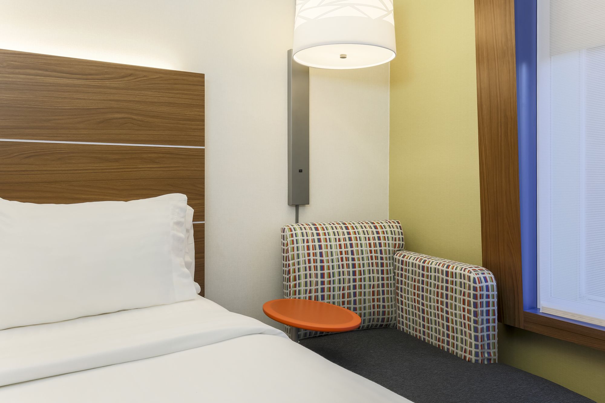 Фото Holiday Inn Express Rochester Ne- Irondequoit, an Ihg Hotel