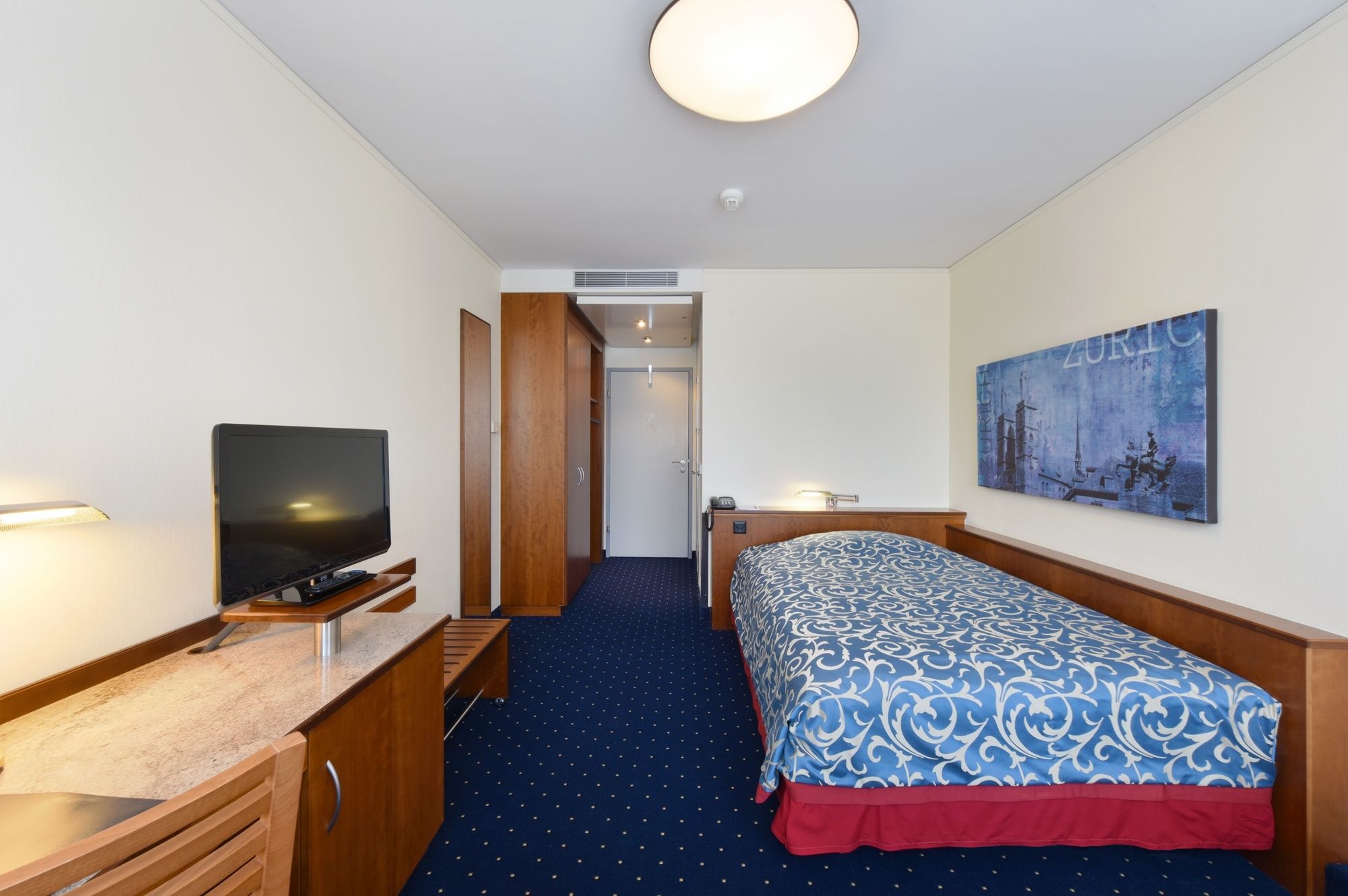 Фото Glärnischhof by Trinity