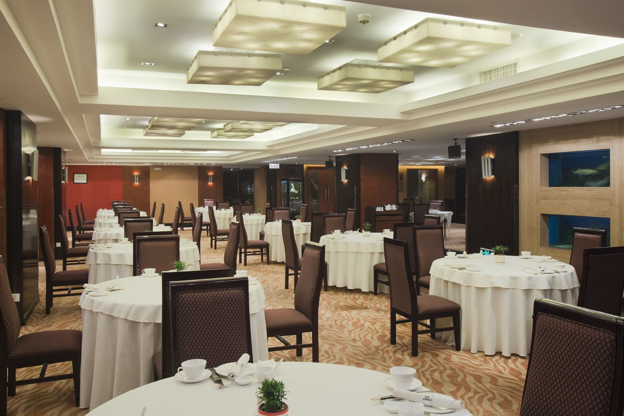 Фото Holiday Inn Hangzhou City Center