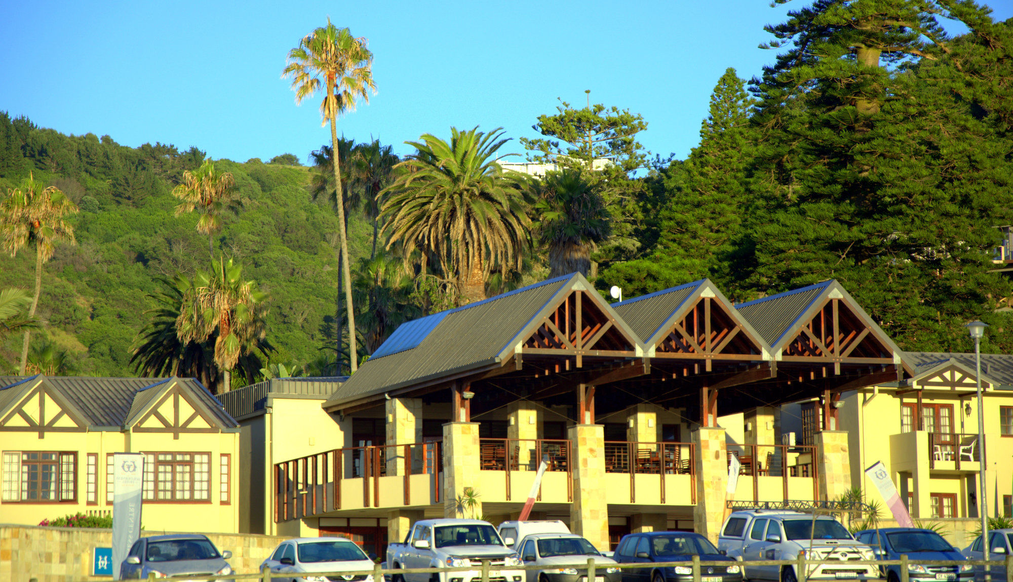 Фото The Wilderness Hotel