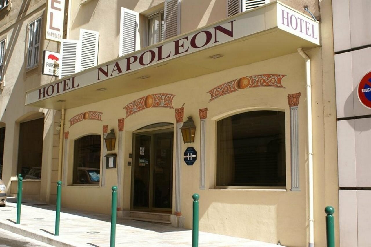 Фото Hotel Napoleon