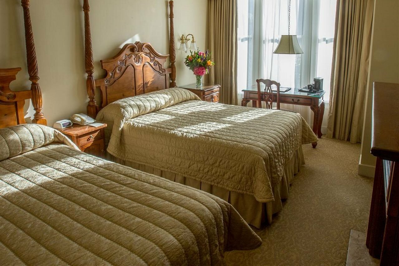 Фото The Horton Grand Hotel