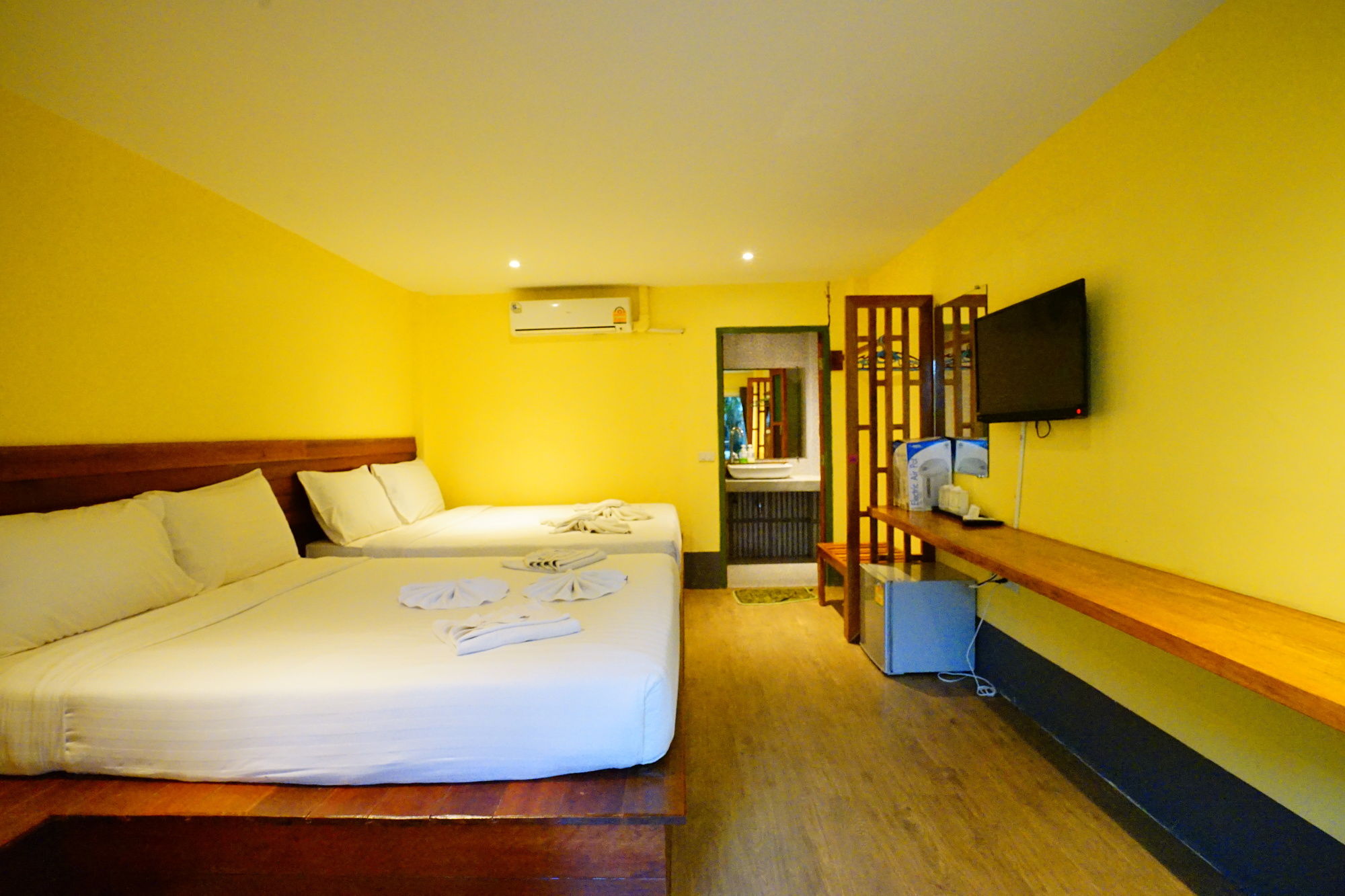 Фото Apple Beachfront Resort