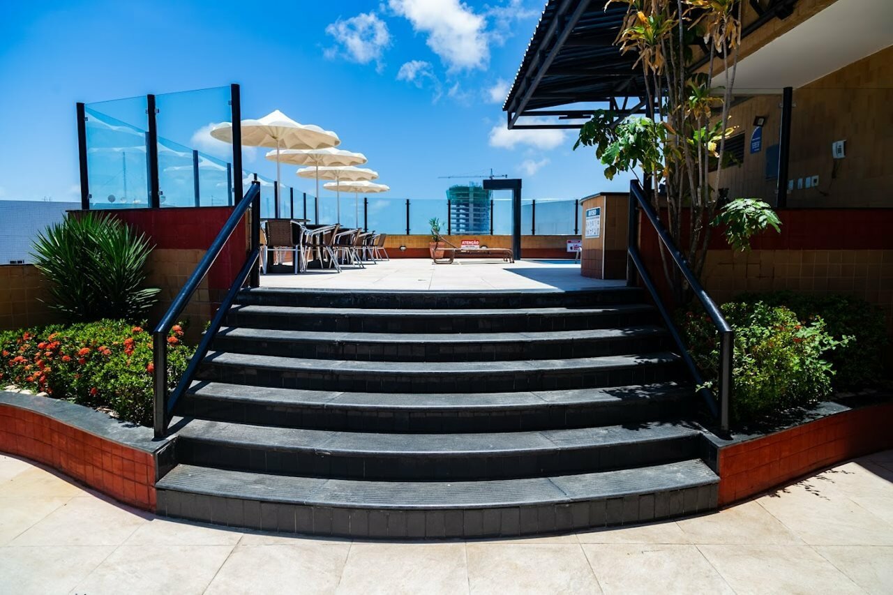 Фото Plaza Praia Suites