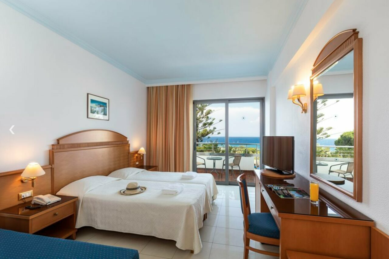 Фото Blue Horizon Hotel