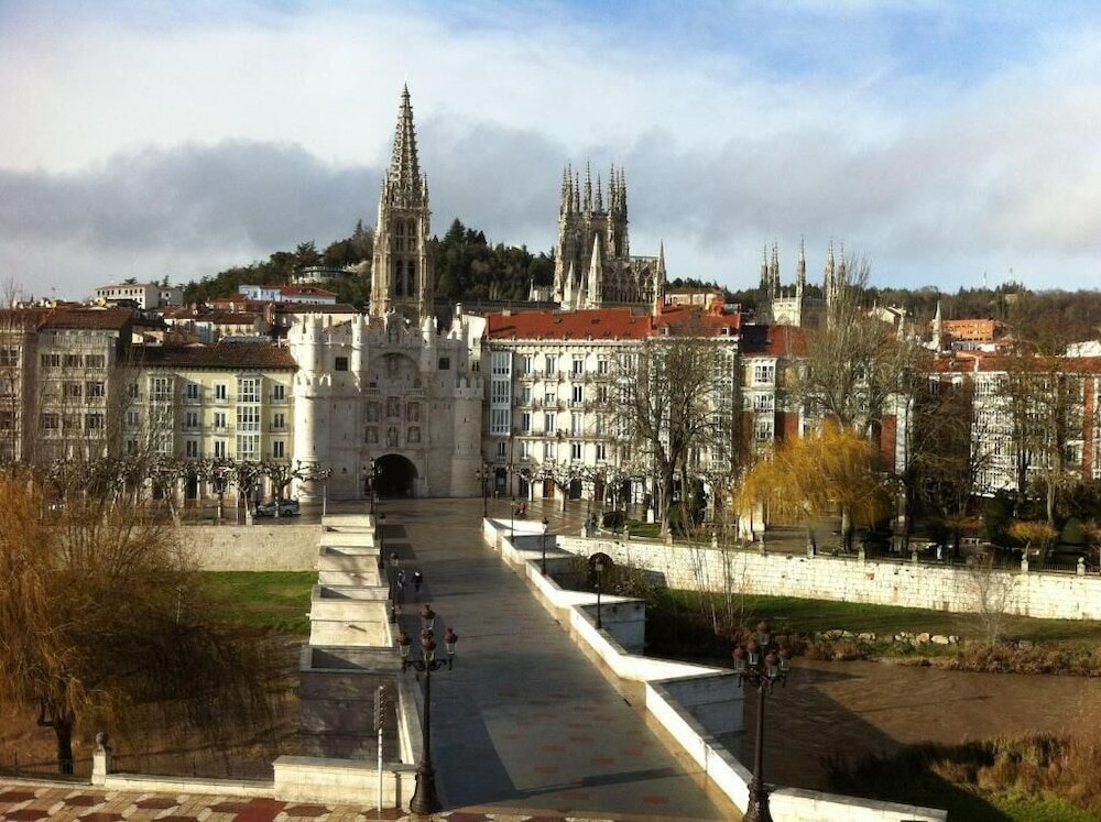 Фото Hotel VIA Gotica