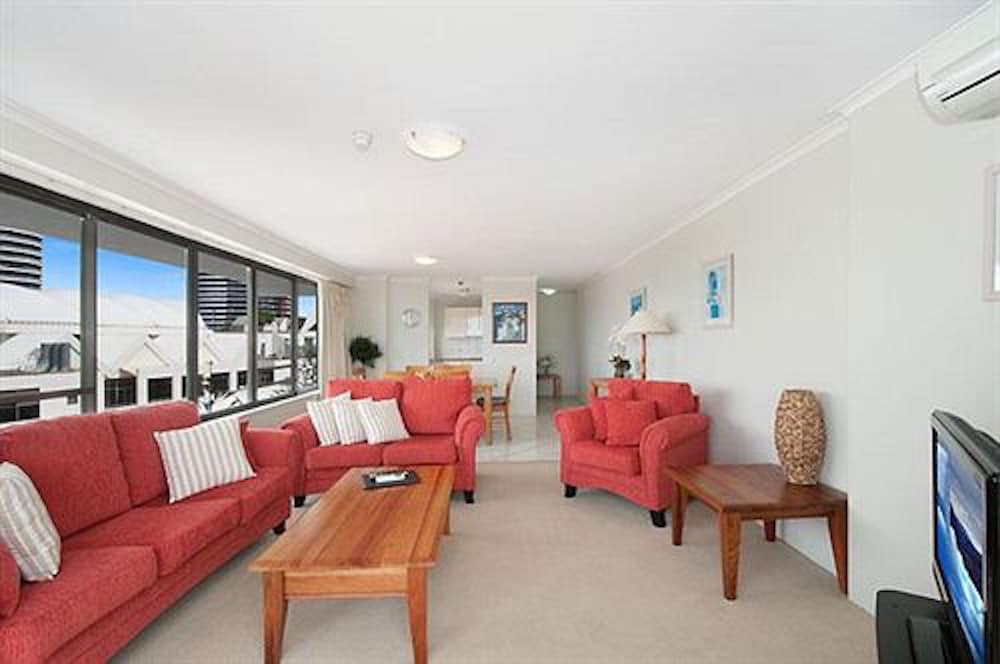 Фото South Pacific Plaza