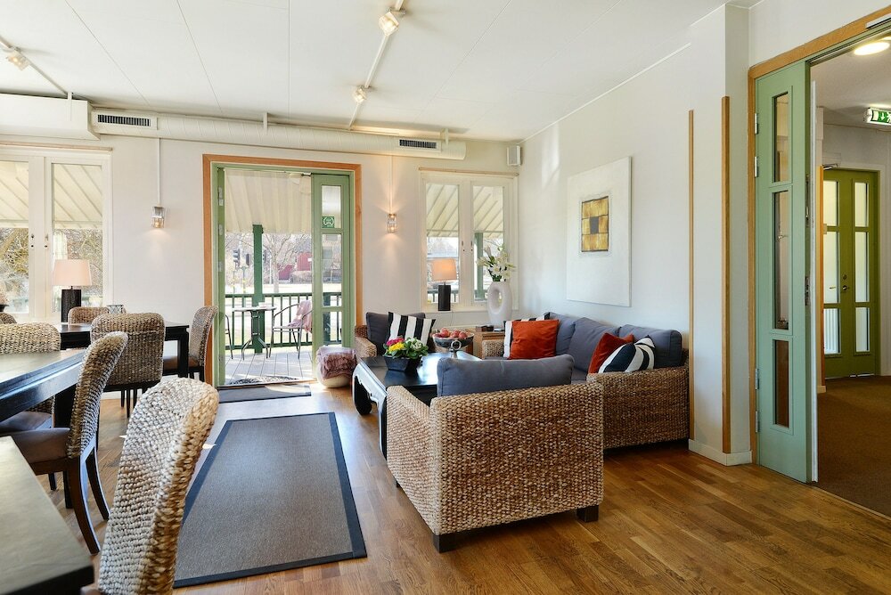 Фото Maude's Hotel Enskede Stockholm