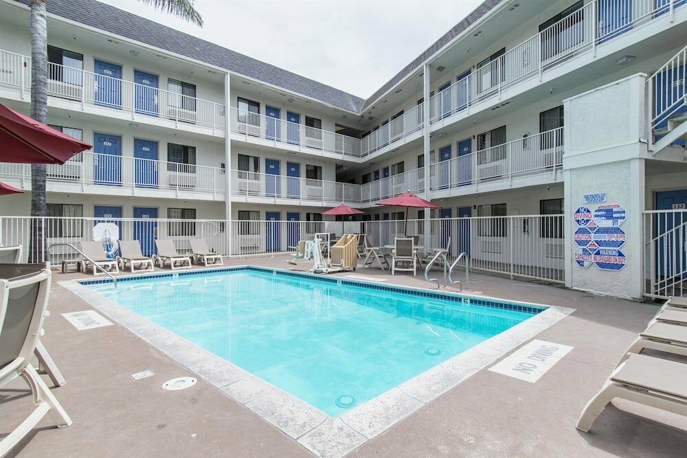 Hotel Motel6 Buena Park, Ca - Knotts Berry Farm - Disneyland, Buena Park, photo
