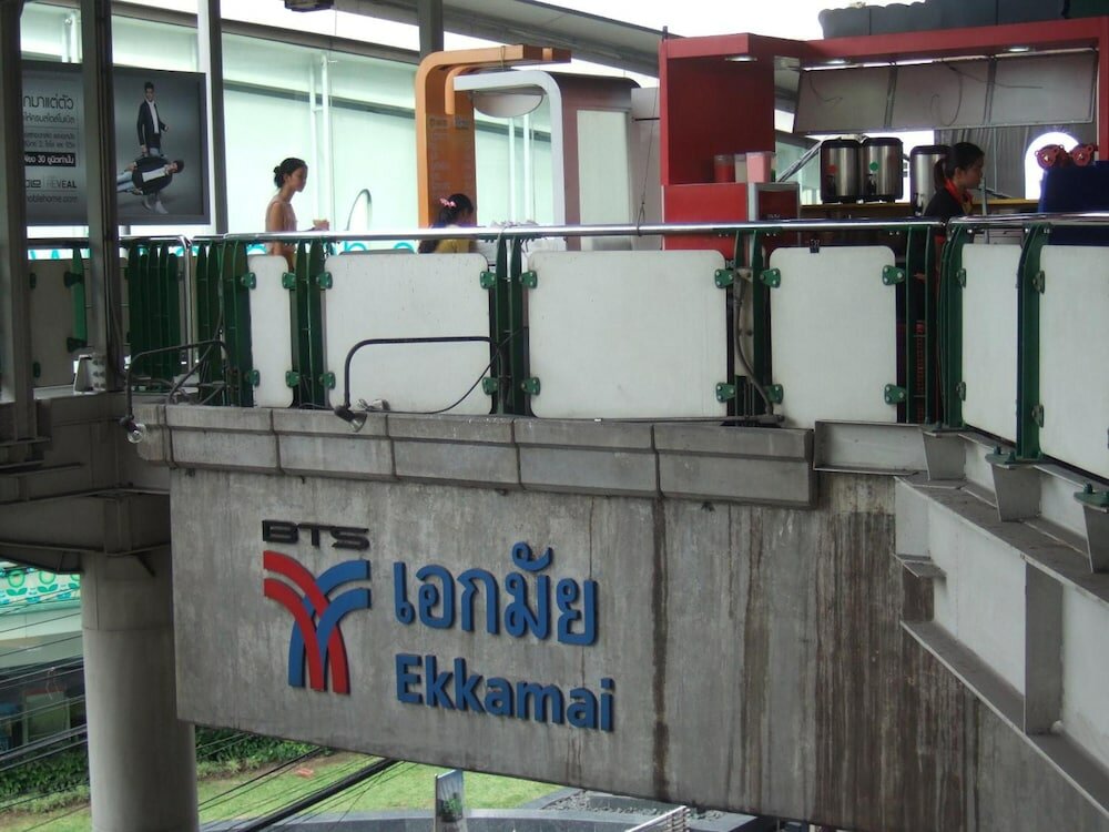 Фото Lodge 61 Bed & Breakfast Hotel