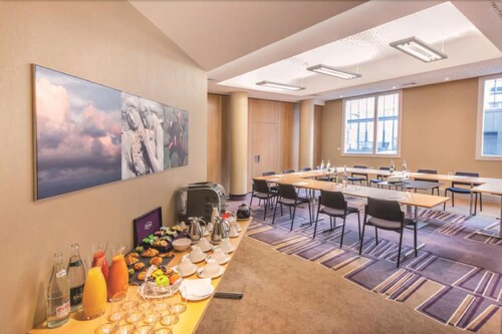 Фото Hotel Lyon Ouest