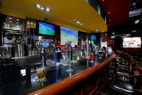 Внешний вид отеля The Charterhouse Causeway Bay в Гонконге (остров), фото 5