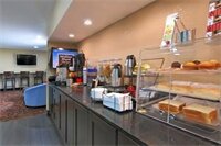 Фото Best Western Cedar Inn